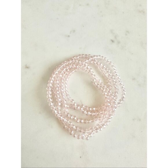Light pink beaded stretch bracelet set - Picture 2 of 3